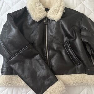 Forever 21 black leather jacket with fur